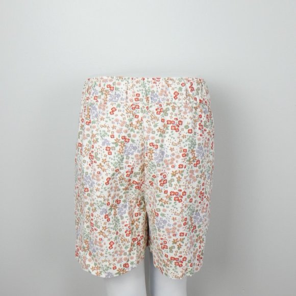 Levi's White with Red Floral Print Paperbag Elastic Waist Shorts Medium - Picture 9 of 10